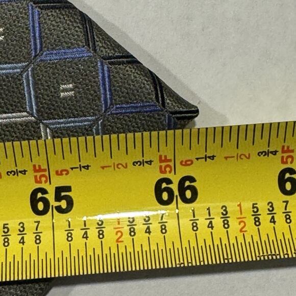 NWT Roberto Villini Men's Necktie Silk Geometric Squares 4" x 66" Long Tie USA - Picture 10 of 10